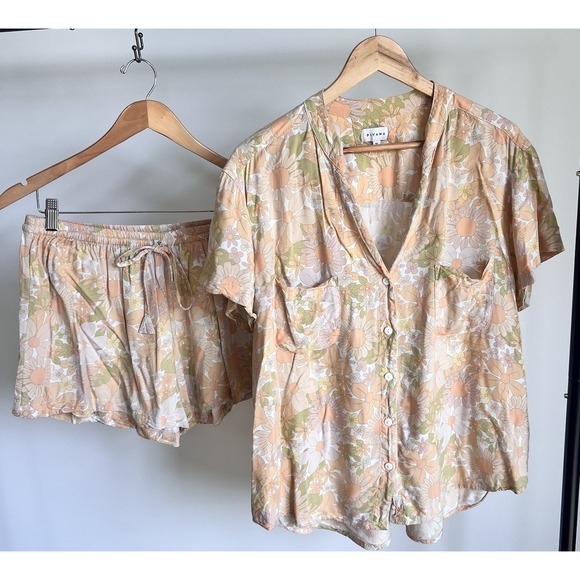 PIYAMA Maggie Pastel Floral Button Down Pajama Set Top & Shorts Sz XL Womens Pjs - Picture 1 of 9
